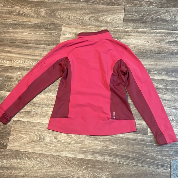 Merrell Women’s Aeroblock lightweight jacket - size medium, magenta color - Picture 3 of 5